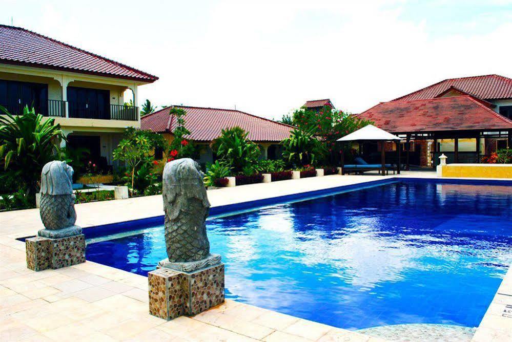 Lombok Beach Villa Mangsit Eksteriør bilde