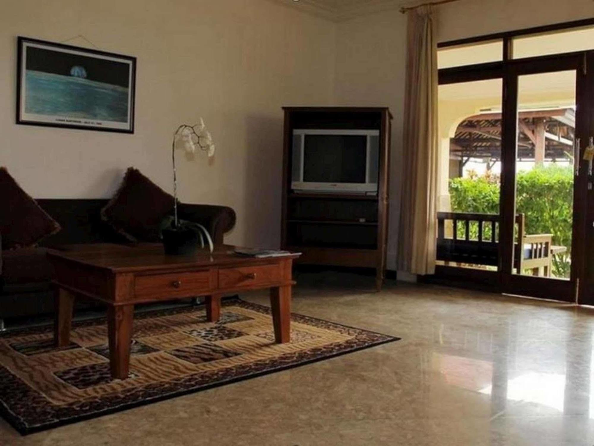 Lombok Beach Villa Mangsit Eksteriør bilde