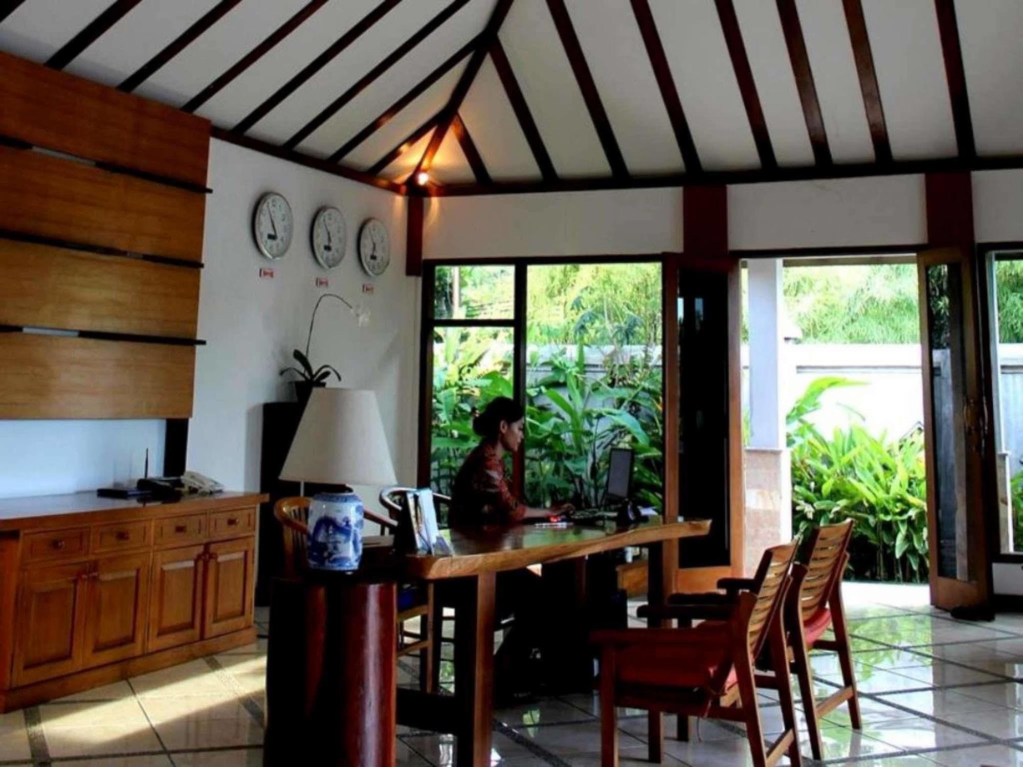 Lombok Beach Villa Mangsit Eksteriør bilde